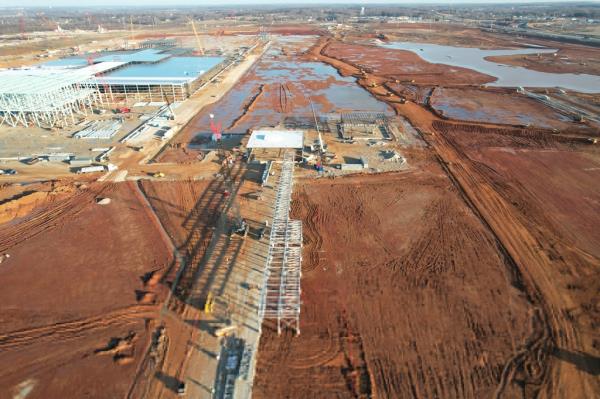 This photo, provided by SK On Co. on Jan. 8, 2023, shows an aerial view of the co<em></em>nstruction site for its joint electric vehicle battery manufacturing complex with Ford Motor Co. in Glendale in the U.S. state of Kentucky. (PHOTO NOT FOR SALE) (Yonhap)