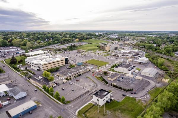 This photo provided by Lotte Biologics Co. shows the biopharmaceutical production facility in Syracuse, New York, acquired from Bristol Myers Squibb. (PHOTO NOT FOR SALE) (Yonhap)