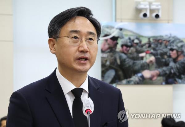 This file photo, taken Nov. 4, 2022, shows Vice Defense Minister Shin Beom-chul speaking during a parliamentary session at the Natio<em></em>nal Assembly in Seoul. (Yonhap)