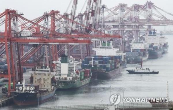 2月芯片产量下降17%，尽管整体工业产出增长