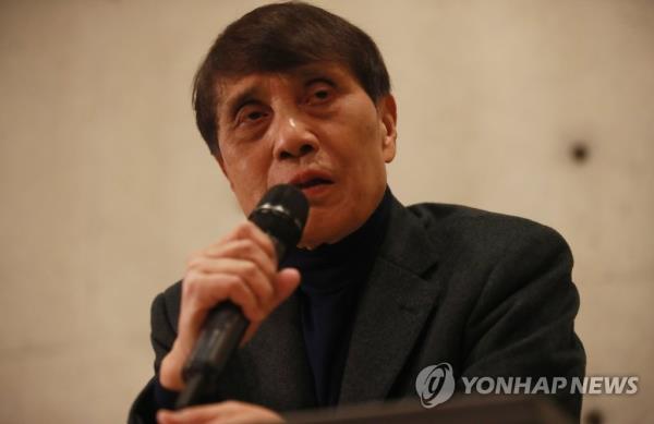 Renowned Japanese architect Tadao Ando speaks during a press co<em></em>nference at Museum SAN in Wonju, 87 kilometers southeast of Seoul, to promote a solo exhibition at the museum, which he designed. (Yonhap)