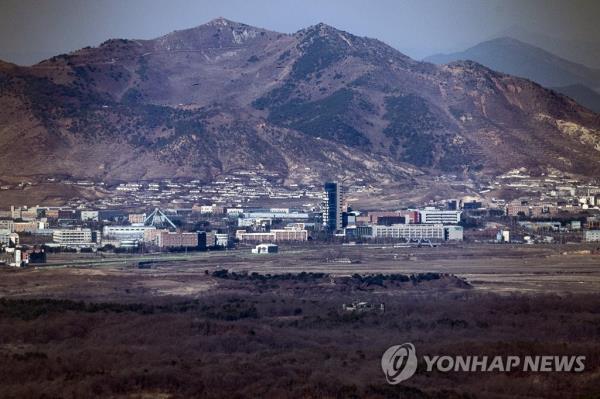 This file photo, taken March 13, 2023, shows the Kaesong Industrial Park, a joint industrial complex in the North's border city of Kaesong. (Yonhap)