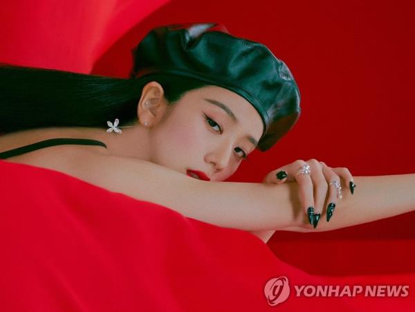 BLACKPINK女歌手Jisoo凭借《ME》创下韩国流行女歌手首周销售纪录