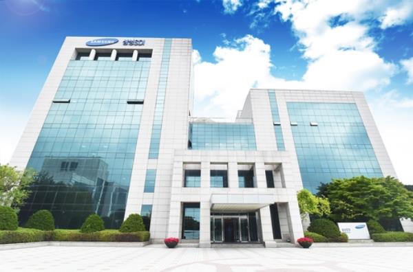 (2nd LD) Samsung SDI Q1 net profit up 28 pct on robust EV battery demand - 1