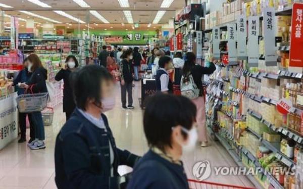 由于油价下跌，韩国4月份消费者价格增长放缓至3.7%