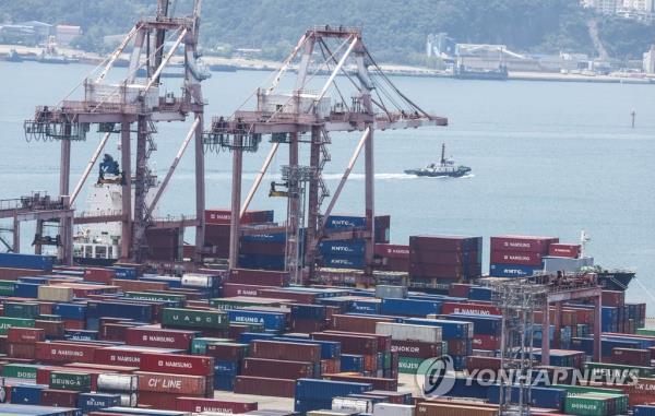5月前10天出口下降10.1%