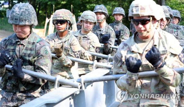 This file photo, taken Aug. 26, 2022, shows South Korean and U.S. troops engaging in allied drills in Gyeongsan, 250 kilometers southeast of Seoul. (Yonhap)