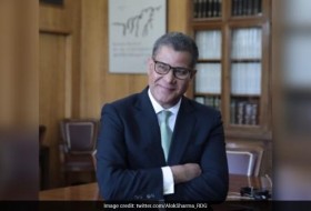 印度裔议员阿洛克·夏尔马表示不会参加下届英国大选