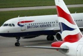 英国航空公司的一架飞机在乘客因有毒烟雾而生病后紧急疏散