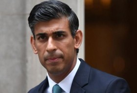 “不在我们的国家”:Rishi Sunak对反犹太事件上升的警告