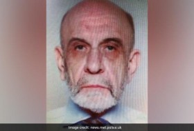 英国警方在酒吧冰箱里发现失踪9年的男子尸体后悬赏