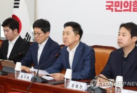 高层决策者将召开会议，讨论医学院配额、养老金改革等问题