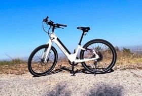 Aventon Pace 500.3电动自行车是初学者友好，但高性能