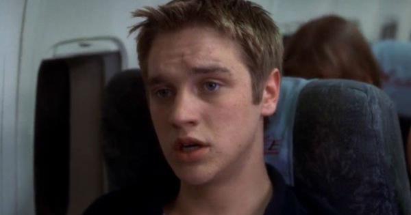 Devon Sawa in Final Destination 2000