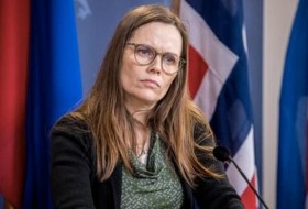 首相领导妇女罢工争取平等薪酬