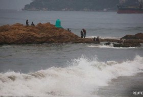 潜在的“灾难性”飓风奥蒂斯袭击墨西哥